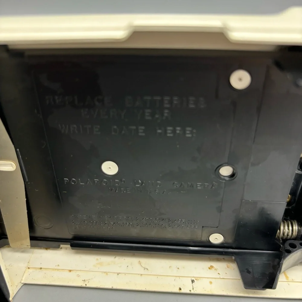 Polaroid Spectra 2/ Swinger Model 20‎ Instant Film Camera Untested - Picture 13 of 15